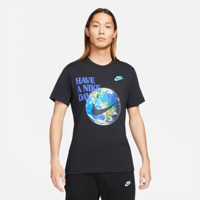 Nike Sportswear Tee - Schwarz - Kurzärmeliges T-shirt